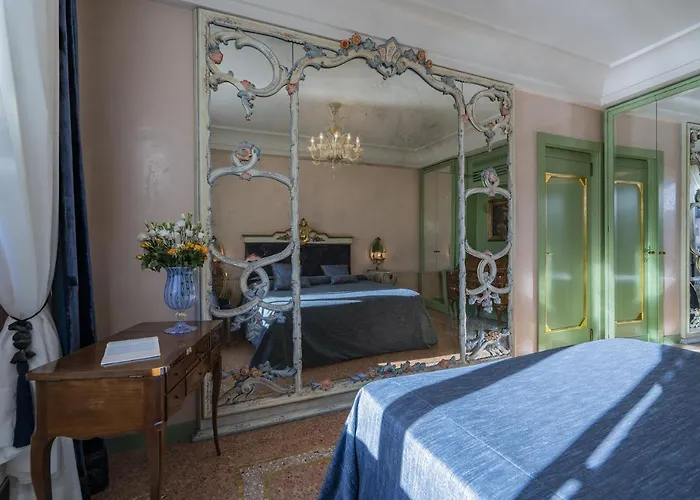 Ca' Degli Specchi Grand Canal Apartament Wenecja